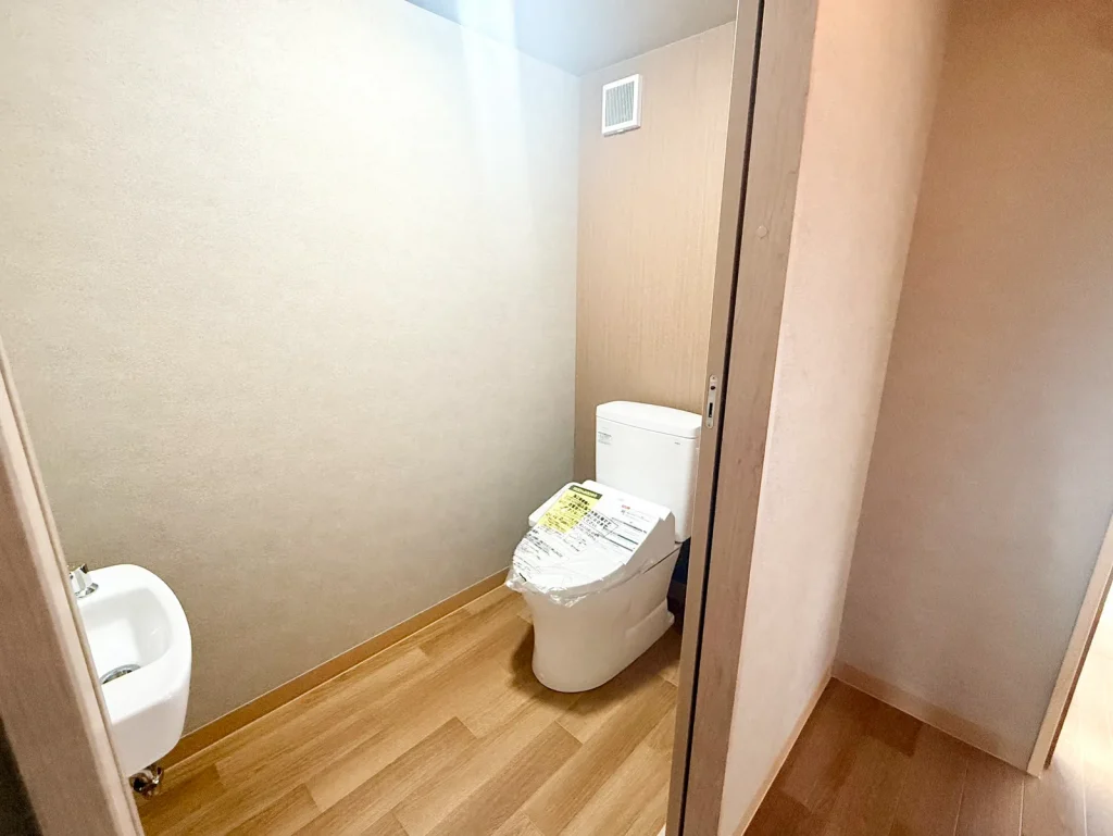 福岡県豊前市の空き家リフォームで完成したトイレ